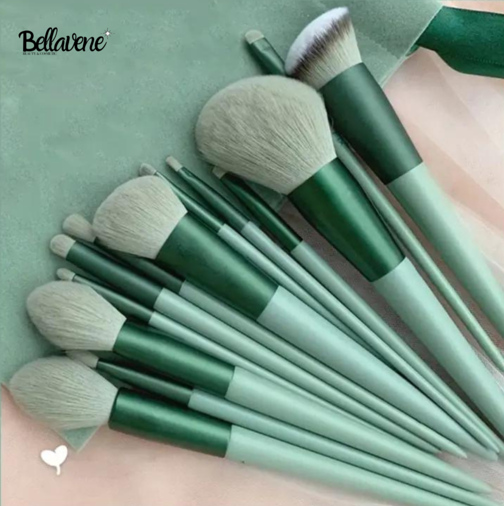 13-Pieces Makeup Brush Set By Bellavene